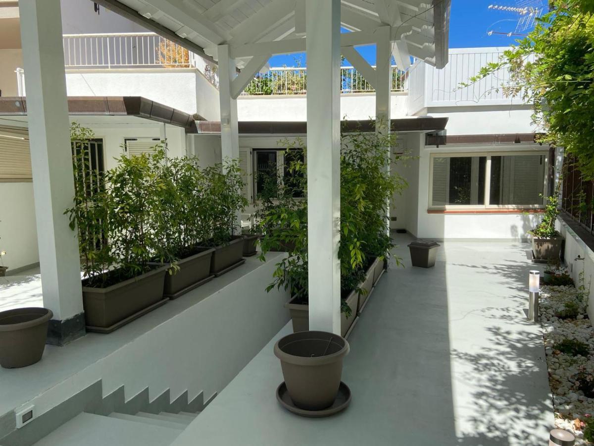 Villa Danae モンデッロ エクステリア 写真